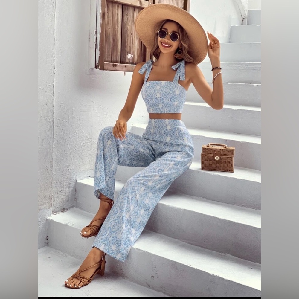 Blue Patterned Women's Matching set never worn